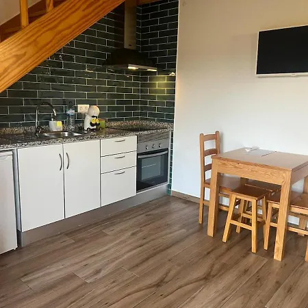 Lira Εξοχικό σπίτι *