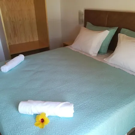 Lira Country house